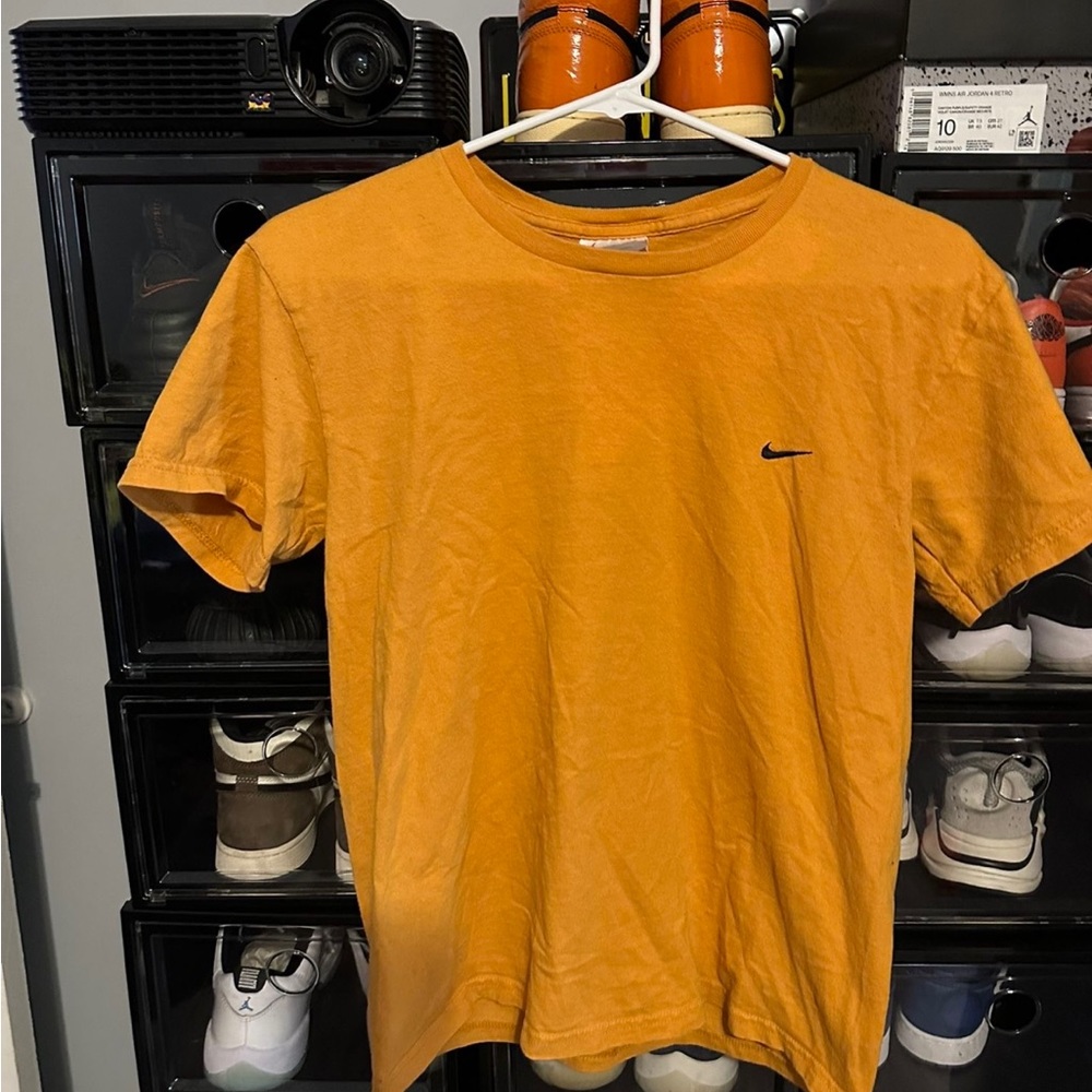 Vintage orange Nike tee